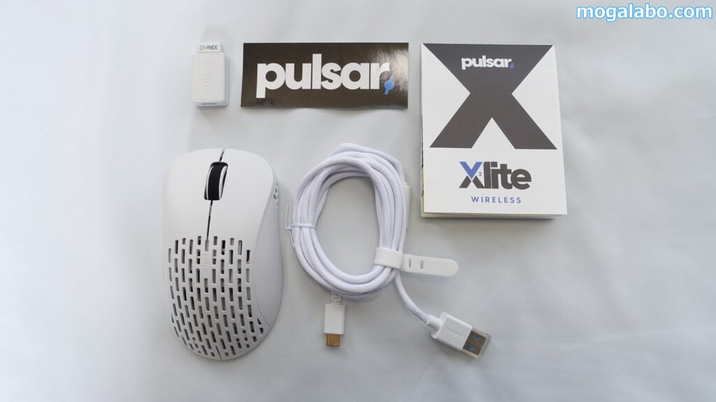 Pulsar Xlite V2 Wirelessの同梱物