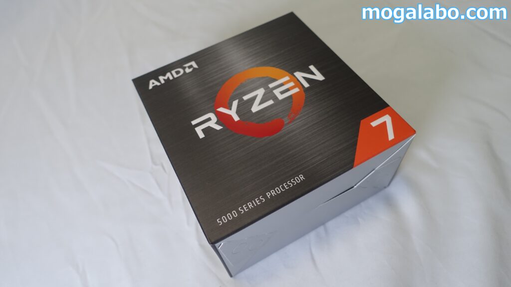 Ryzen 7 5700Xのパッケージ