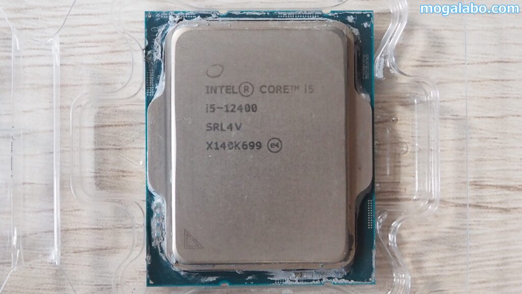 Core i5-12400のヒートスプレッダー