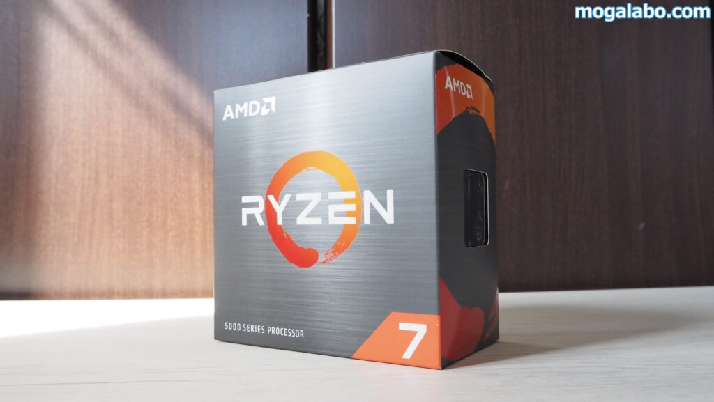 Ryzen 7 5700Xのパッケージ